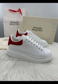 Alexander McQueen Oversized in Rot