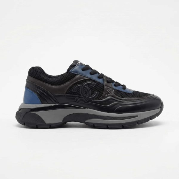 Chanel CC Low-Top Black