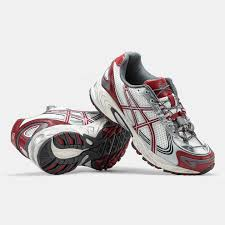 ASICS Gel Kahana TR V4 Red Silver