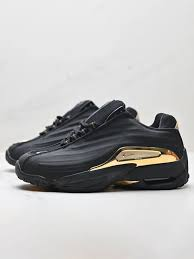 Hot Step 2 NOCTA Drake Schwarz Gold