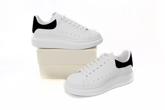 Alexander McQueen Oversized Weiß Schwarz