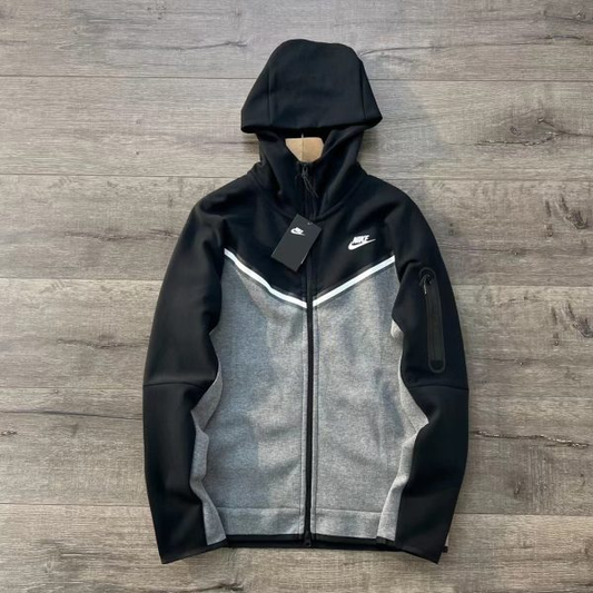 Nike tech negro con gris oscuro