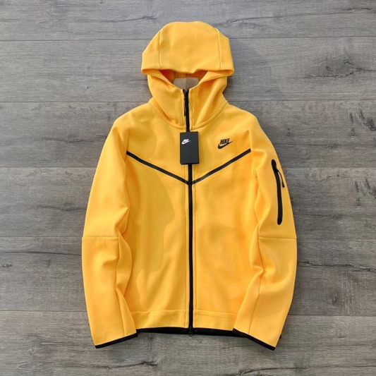 Nike tech Amarillo