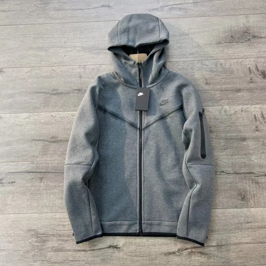 Nike tech gris oscuro