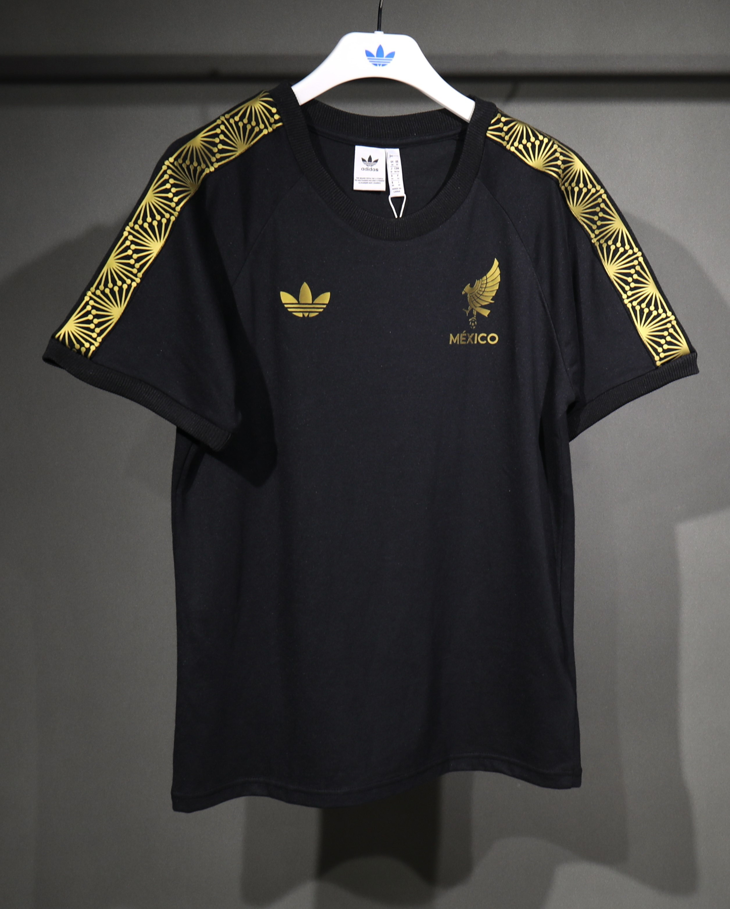 Mexico Gold Jersey Black Hombre - SS25