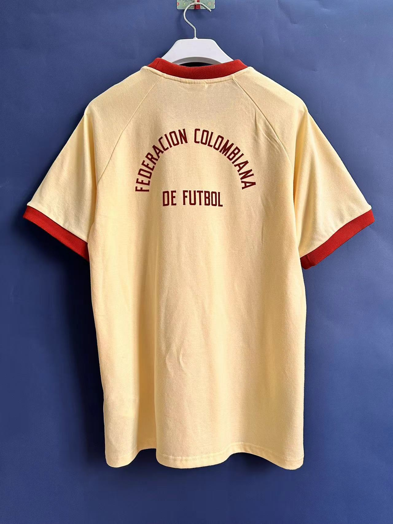 Seleccion Colombia Retro