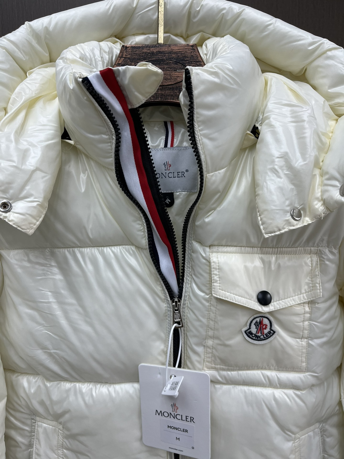Moncler Montbeliard Down Jacket white