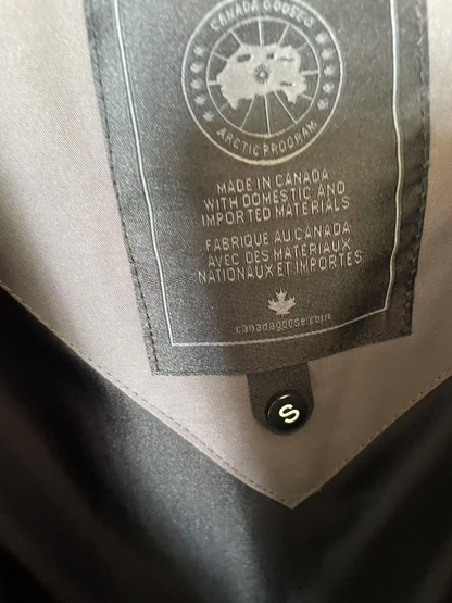 Canada Goose Wyndham Parka "GG Grey"