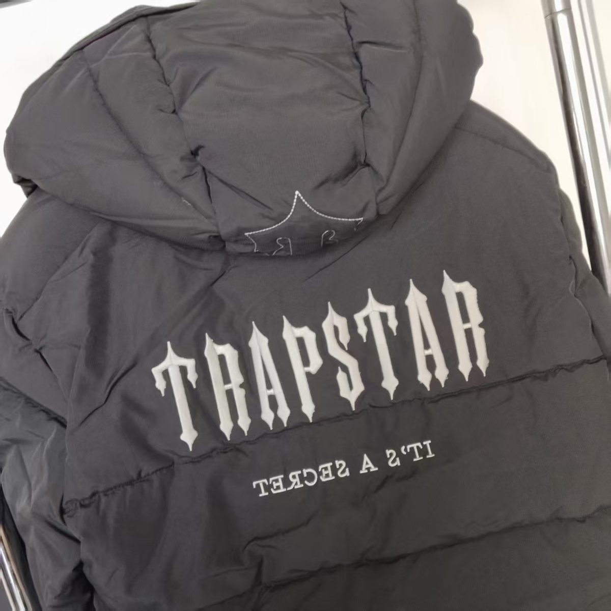 Trapstar Hyperdrive Technical Jacket "Black"