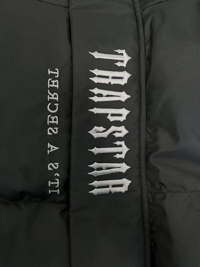 Trapstar Hyperdrive Technical Jacket "Black"