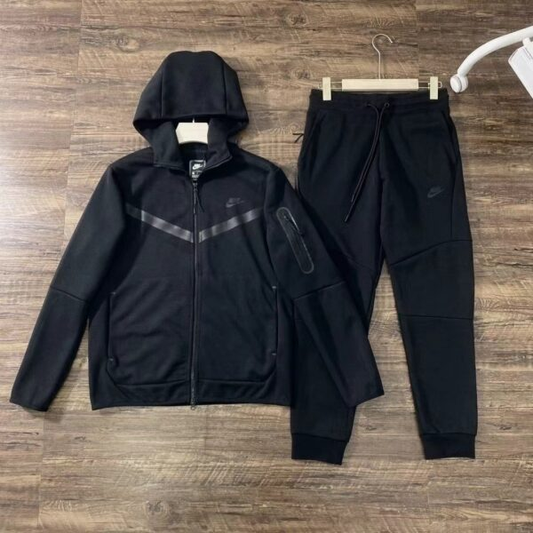 Conjunto Nike Tech Negro